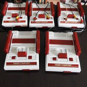 e-4 AV化(AV仕様)USB電源化ファミコン5台セット!転売、共同購入に。 美しい画像でしっかり遊べる!シンプルだからこの価格が実現!