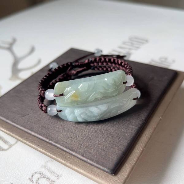 ◇2点セット◇ジェイド(本翡翠)◇貔貅(ヒキュウ)形 彫刻◇ヒスイ◇ブレスレット◇天然石◇パワーストーン◇プレゼントにも037S52101