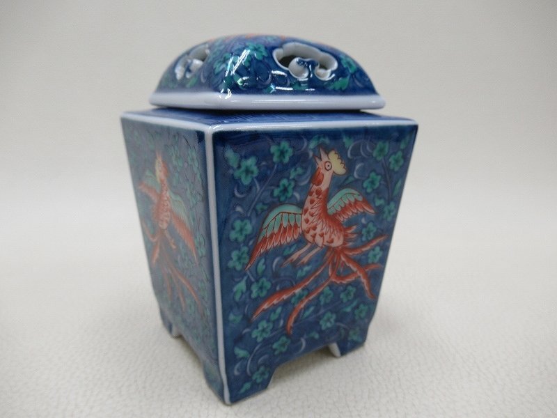 香器『香炉【染錦柿絵(そめにしきかきえ)[豆]/大秀】紙箱入