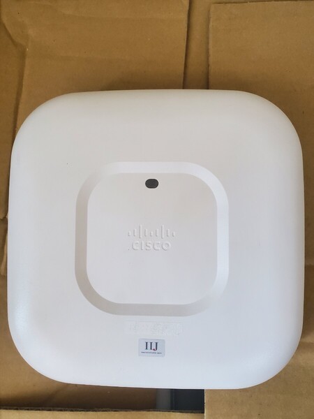 CISCO/シスコ 無線LAN アクセスポイント AIR-CAP2702I-Q-K9 本体のみ、付属品はありません。 Cisco