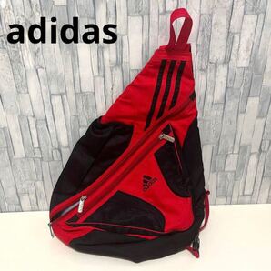 adidas アディダス ワンショルダーバッグ スリングバッグ ボディバッグ ナイロン パフォーマンスロゴ アーカイブ Y2K 00s 2000年代 テック