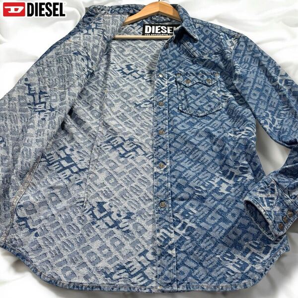 極美品●現行タグ DIESEL ディーゼル デニムジャケット ウエスタン シャツ ジーンズ インディゴ エンボス ロゴ総柄 ブレイブマン Mサイズ