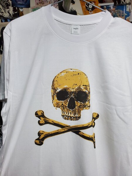 新品│シンプルな海賊旗スカル│ドクロ│輸入Tシャツ│海外インポート品│サイズL│ホワイト│白│HIPHOP│ストリート│髑髏
