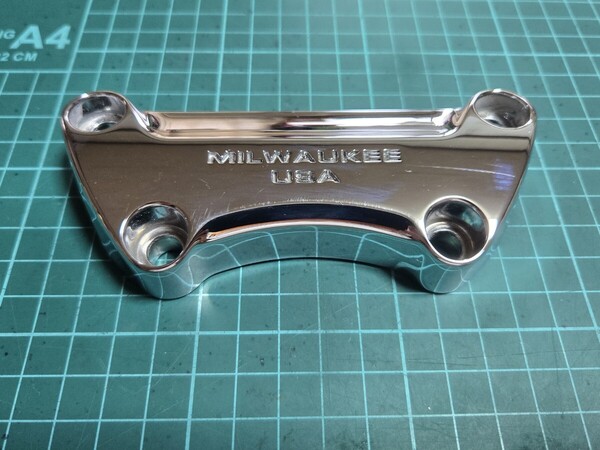 ■美品/即決/送料無料■ハーレーダビッドソン/純正ライザークランプ/ミルウォーキーUSA Milwaukee-USA/1インチハンドル用/クロームB