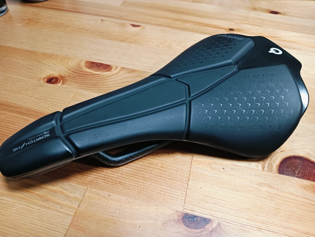 プロロゴ スクラッチ カーボンレール スタッフブログ】散財してモチベーションアップ！念願のカーボン