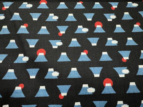5m ドビー 110×500cm 富士山 綿100% 黒 / 生地 はぎれ / 和柄 日本製 サザンクロス WAGARA