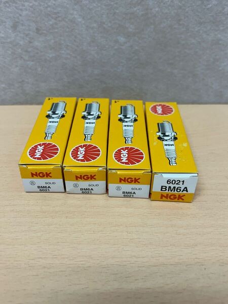y053005a 【複数在庫あり】NGK エヌジーケー BM6A 【 6021 】一体形 スパークプラグ (小型) 日本特殊陶業 Spark plug 4点セット