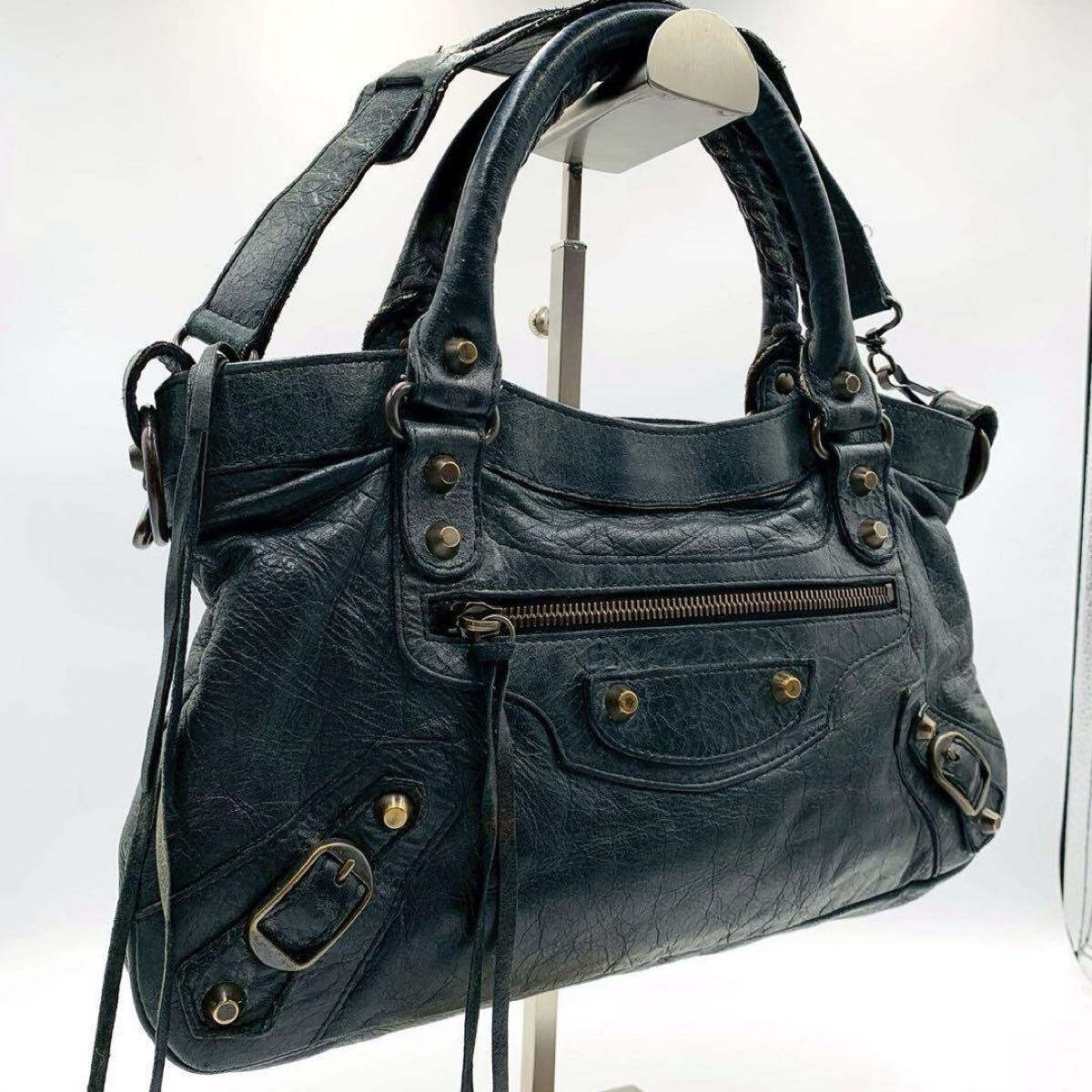 Yahoo!オークション -「バレンシアガ ザ ファースト」の落札相場