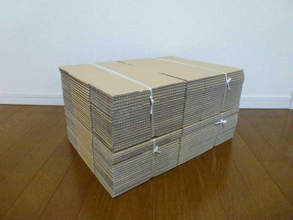 ★新品★ 段ボール 箱サイズ60 40枚セット 内寸264×194×114 総額3,280円(広告入りのため安いです)梱包用ダンボール 宅配便サイズ60