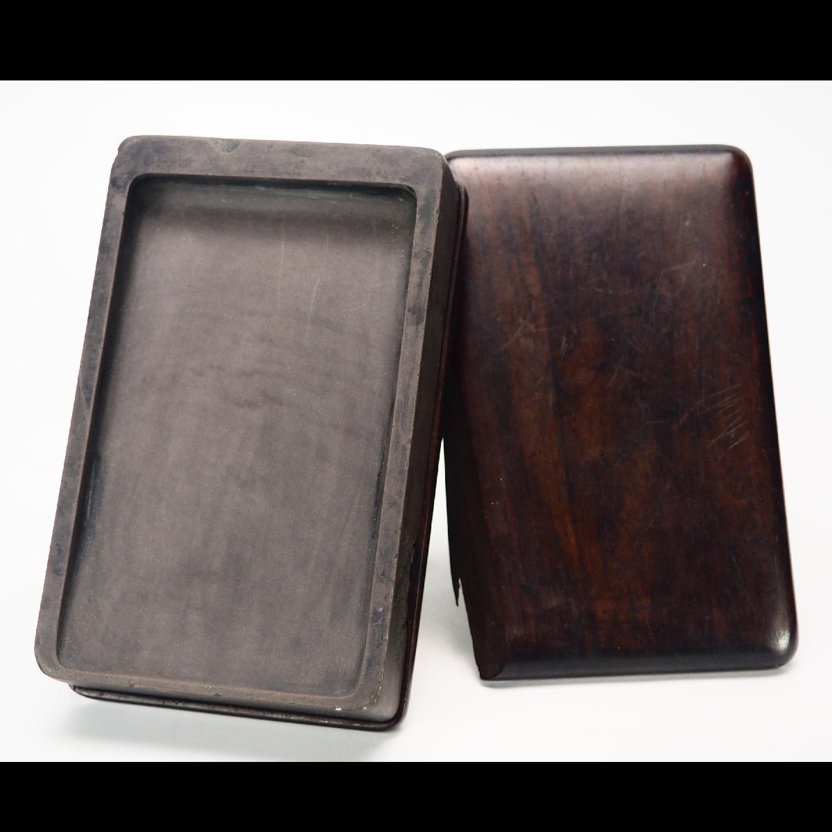 端硯 中国古硯 老坑　硯板　古硯　書道具 文房四宝 端渓硯 中国美術 古硯 唐硯 箱付き【検索：端渓硯 澄泥硯 蟹頭紅 中国美術 古玩 硯石