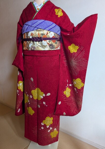 美品!【正絹振袖フルセット】 絞りと日本刺繍の桜柄 身丈160cm 裄丈61cm 成人式 十三詣り 卒業式に袴と合わせてもok パールトーン加工済み
