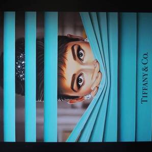 A4 額付き ポスター Audrey Hepburn オードリーヘップバーン 映画 ティファニーで朝食を TIFFANY BLUE フォトフレーム