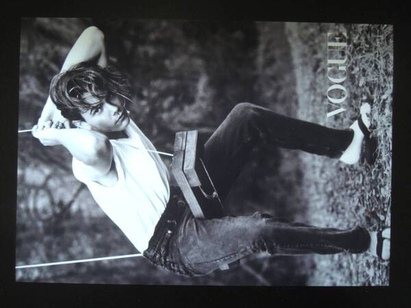 A4 額付き ポスター リヴァー・フェニックス River Phoenix ヴォーグ 1990 リバーフェニックス 写真