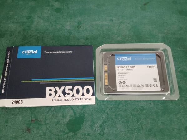 送料込み 使用小 crucial BX500 240GB 2.5インチ SSD