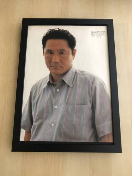kj ★額装品★ 北野武 ビートたけし 貴重写真 A4サイズ額入り ポスター風デザイン 映画 俳優 監督 漫才 グラビア dvd