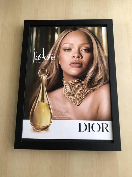 kj ★額装品★ リアーナ ディオール 貴重広告 写真 A4額入り ポスター風 ジャドール Dior j'adore Rihanna ad / 外タレ ライブ CD dvd