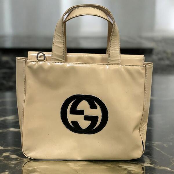 GUCCI グッチ ハンドバッグ エナメル GUCCI グッチ トートバッグ GGロゴ ベージュ パテント 正規品 レディース 人気