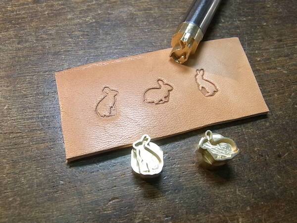 うさぎの刻印 No.94 3点 手打ち刻印 打刻印 レザークラフト ヌメ革に Leathercraft ハンドメイド 真鍮製