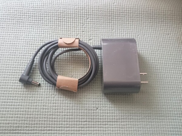 新品 Dyson V12 Detect Slim Fluffy 純正品 充電器 電源アダプタ 5500円 正規品 ダイソン V10 サイクロン コードレス掃除機 パーツ 部品