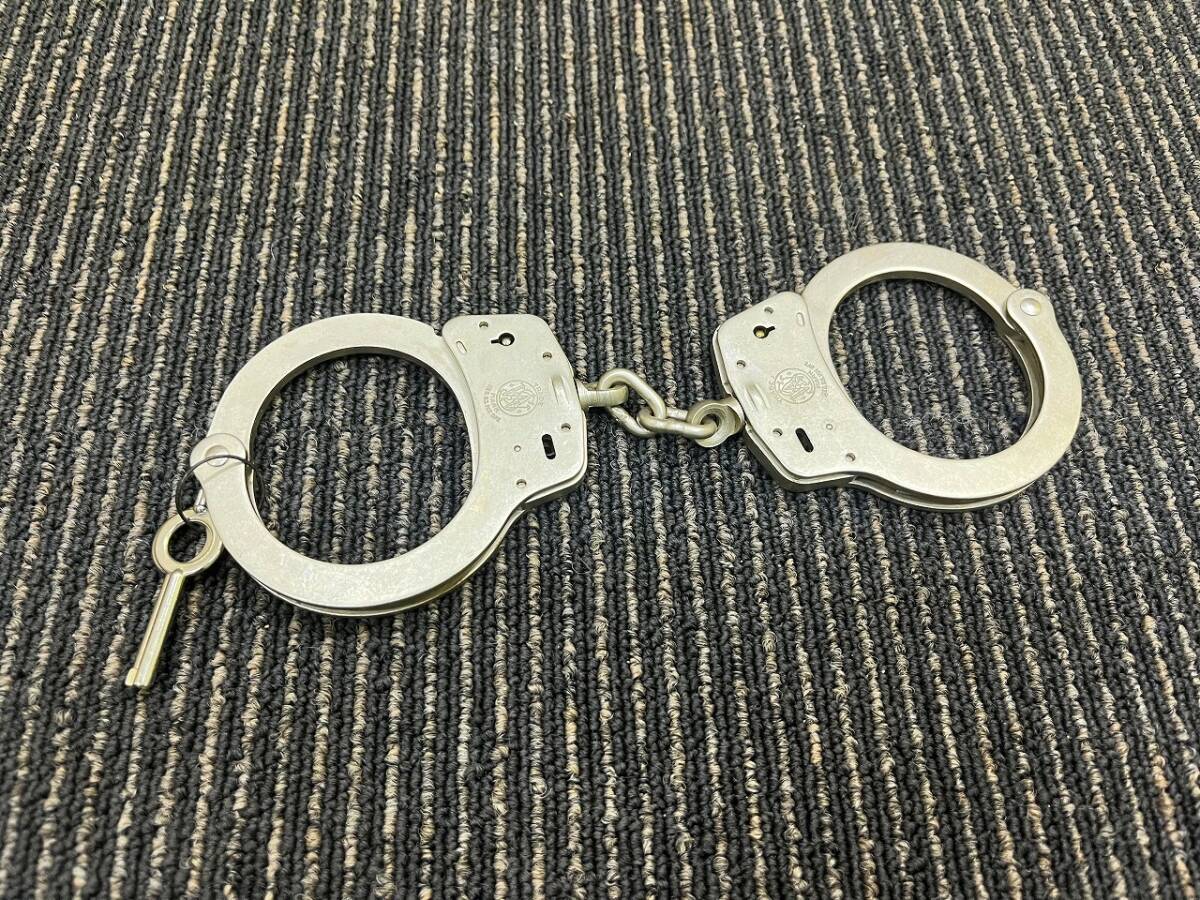 Amazon.co.jp: 昭和 日本製 手錠 未使用品 レトロ HANDCUFF 警察