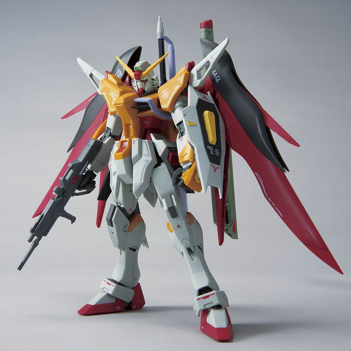 ガンプラ MG デスティニーガンダム（ディスティニーガンダム）