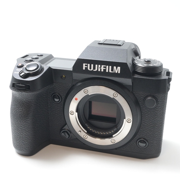 〈未使用品〉Fujifilm XF16-80mmF4 R OIS WR Fujinon XF 16-80mm f/4 R OIS WR Review