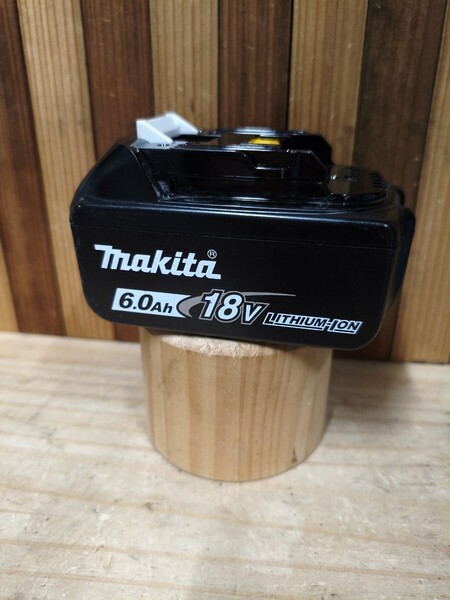 マキタ makita 雪マーク BL1860B リチウムイオンバッテリー 蓄電池 使用少 純正品