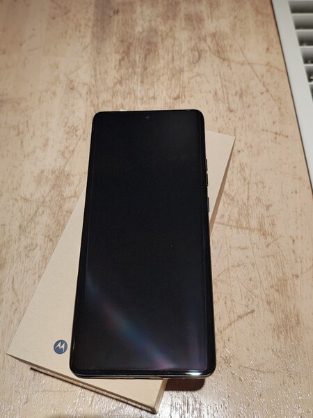motorola edge 50s pro ブラックビューティー