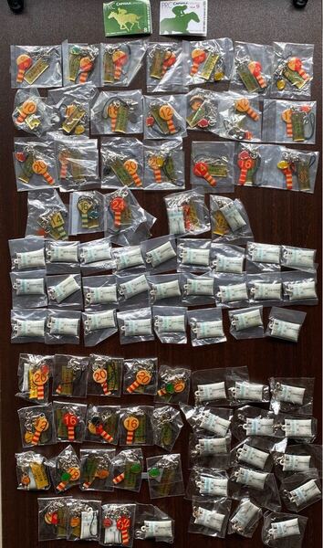 新品 86個 セット JRA PRC カプセルコレクション 競馬 グッズ ガチャ Vol.8 Vol.9 ゼッケン ネームプレート チャーム ハロン棒 馬券 2008