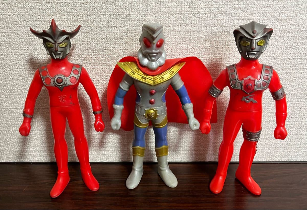 Yahoo!オークション -「ポピー キングザウルス」(ウルトラマン