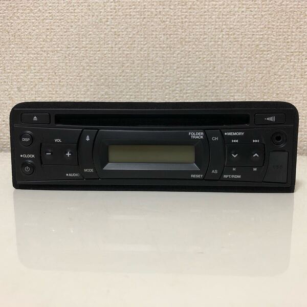 新車外し UD純正 24V トラック純正オーディオ AM FM CD AUX USB付き 日野 いすゞ イズズ ISUZU ふそう UD
