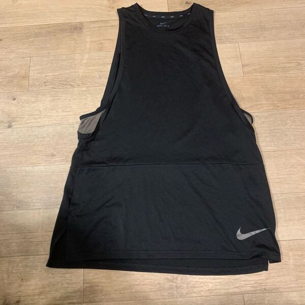 ナイキNIKEタンクトップL