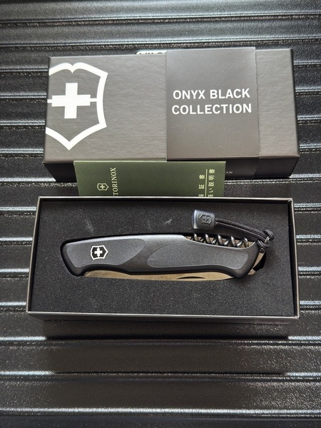 VICTORINOX ビクトリノックス マルチツール レンジャーグリップ55 オニキスブラックコレクション(国内正規品)