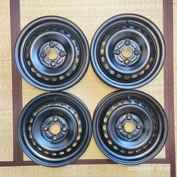 ホンダ N-BOX 純正 14インチ 4.5J オフセット+40 PCD100