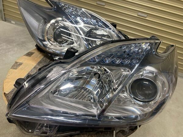 レンズリペア品 プリウス30 ZVW30 前期 純正 ハロゲン 左右 ヘッドライト KOITO 47-29 刻印 ホ