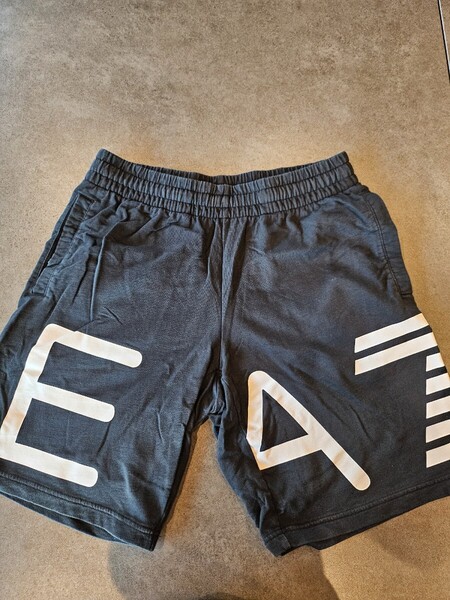 ARMANI アルマーニ EA7 ハーフパンツ〈正規店購入〉Sサイズ