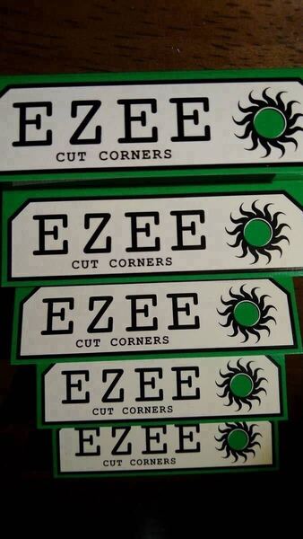 EZEE 格安 手巻き タバコ ペーパー グリーン 100個入り バラ 送料無料!