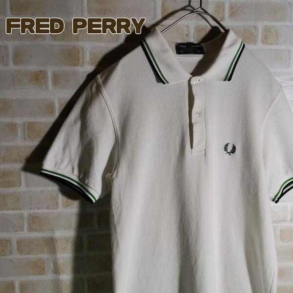 フレッドペリー FRED PERRY ポロシャツ 半袖 白 刺繍 ロゴ
