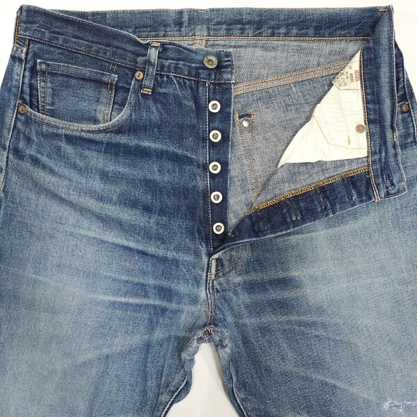 Levi'sリーバイスS501XX日本製ヴィンテージ復刻デニムパンツ大戦モデル44501セルビッジ赤耳ビッグEジーンズ00sヒゲ ハチノスBigEエイジング