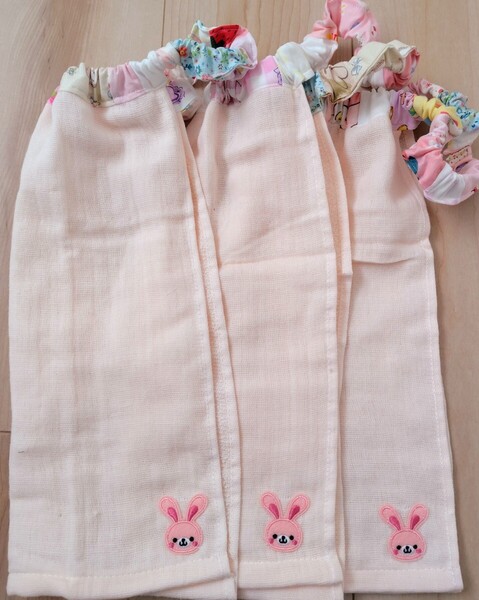 ハンドメイド うさぎ柄 おりこうエプロン タオルエプロン 3枚セット 女の子