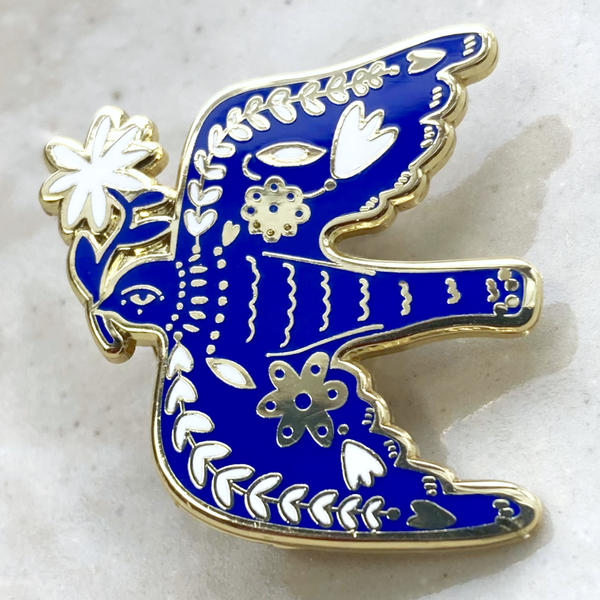 青い鳥 ブルーバード 雑貨 かわいい◆ピンバッジ ピンズ バッチ ブローチ◆鳥 動物 北欧風 幸運 縁起物