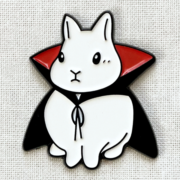 うさぎ伯爵 ドラキュラ兎 マント ハロウィン かわいい◆ピンバッジ ピンズ バッチ ブローチ◆吸血鬼 ダーク・ファンタジー ホラー