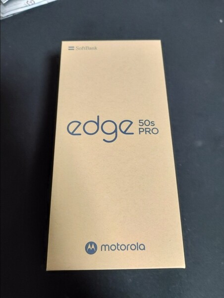 【新品未使用】motorola edge 50s pro バニラクリーム
