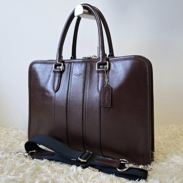 コーチ COACH ブリーフケース ビジネスバッグ 2way ショルダーバッグ 無地 赤茶 レザー A4収納可 F72309