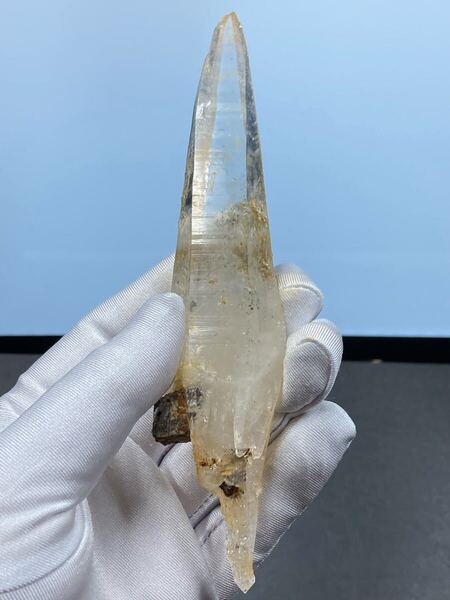 【激レア】ネパール ガネッシュヒマール産 ヒマラヤ水晶 約109g 褐鉄鉱 アンフィボール ゴールデンヒーラー 0418