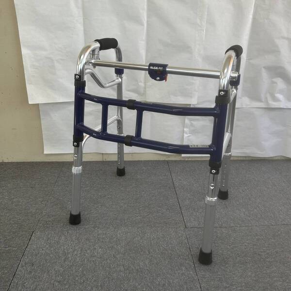 【中古】中古歩行器 ユーバ産業 スライドフィット Mタイプ M-0188 介護用品 移動 補助 先ゴムタイプ 《洗浄・消毒済み》