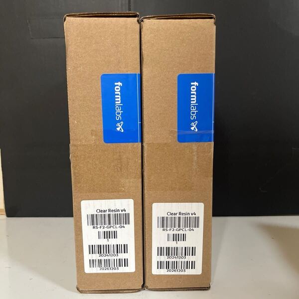 Formlabs Form2/Form3用 クリアレジンカートリッジV4×2本セット
