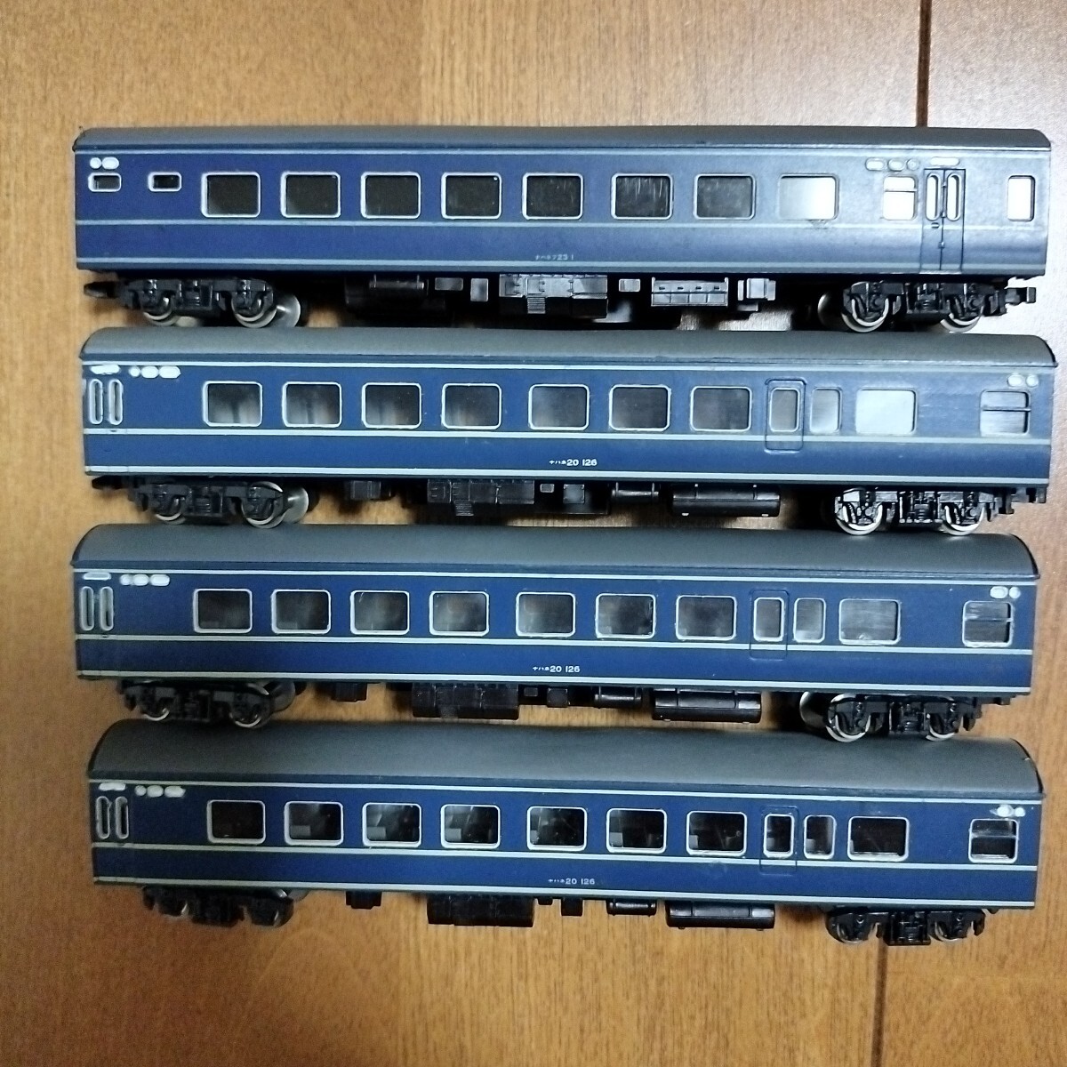 そうだEF65-1000を買おう！KATOかTOMIXか? 頭を悩ませる細分化