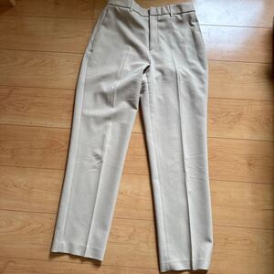 UNIQLO ユニクロ テーパードパンツ M(w63-39cm)ベージュ スラックス