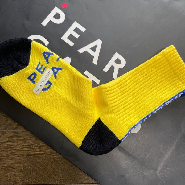 送料無料PEARLY GATESパーリーゲイツPGミドルソックスPGバックテープアッパーPG編地柄速乾アーチサポートYellowBlue(22-24cm)新品未使用品